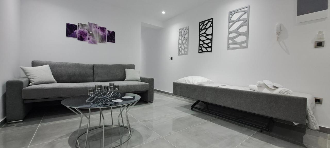 Km Luxury Apart Downtown Candia Esterno foto