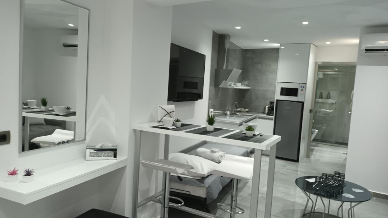 Km Luxury Apart Downtown Candia Esterno foto