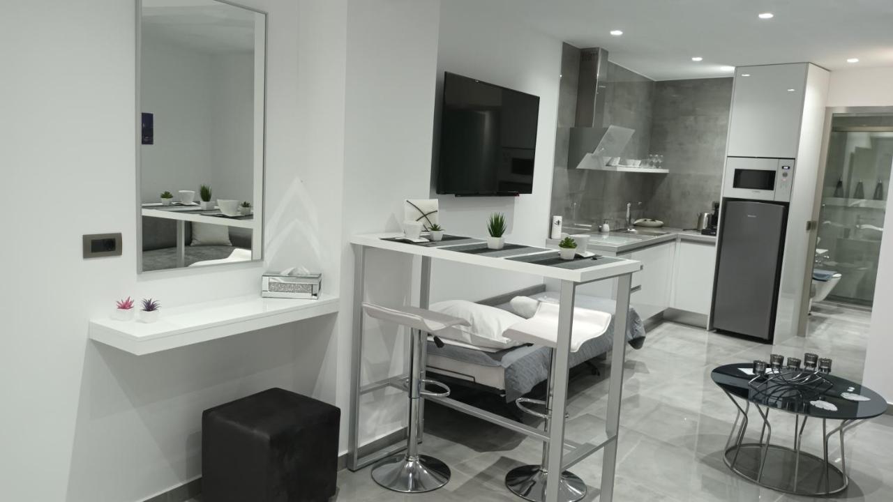 Km Luxury Apart Downtown Candia Esterno foto