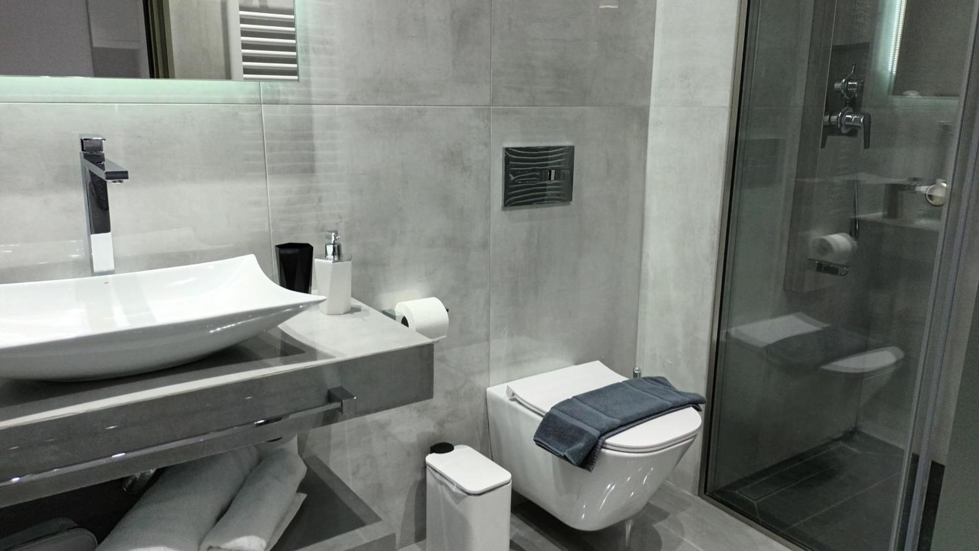 Km Luxury Apart Downtown Candia Esterno foto